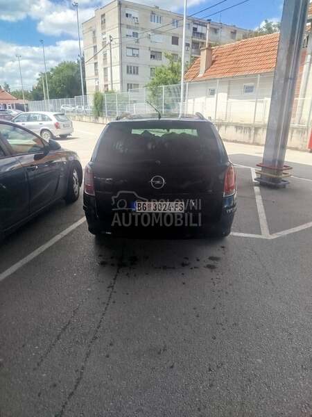 Opel Astra H 