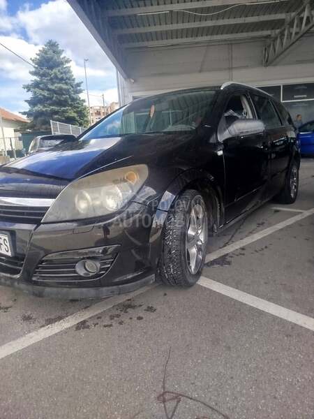 Opel Astra H 