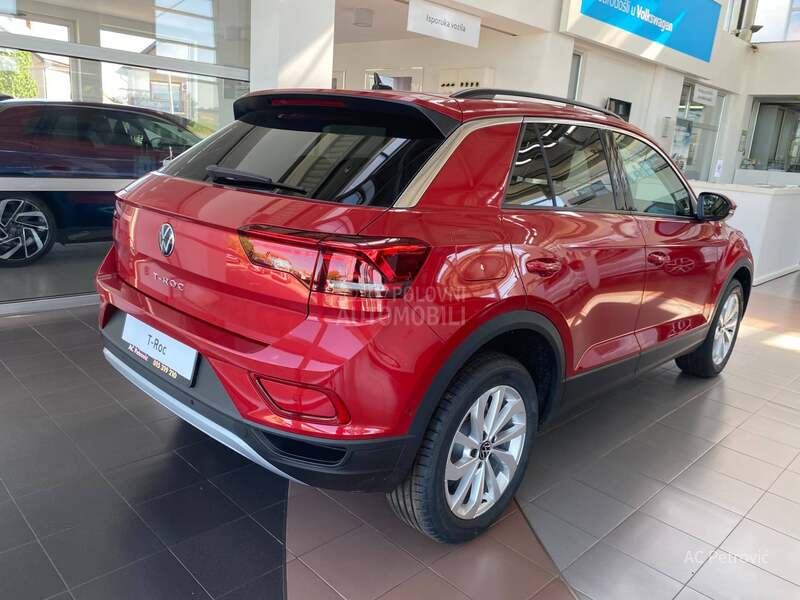 Volkswagen T-Roc LIFE 2.0 TDI