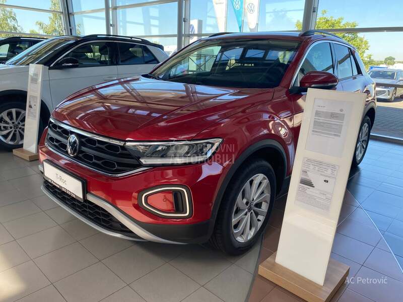 Volkswagen T-Roc LIFE 2.0 TDI