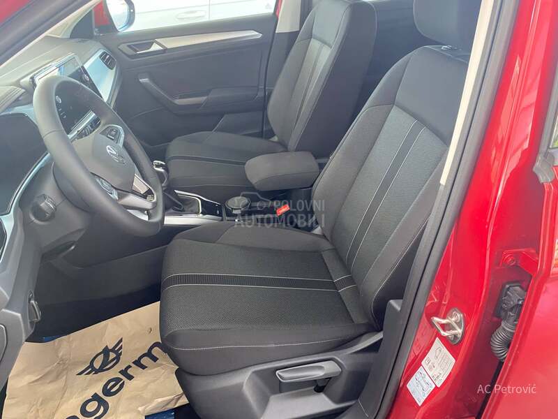 Volkswagen T-Roc LIFE 2.0 TDI