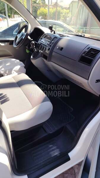 Volkswagen Transporter T5 
