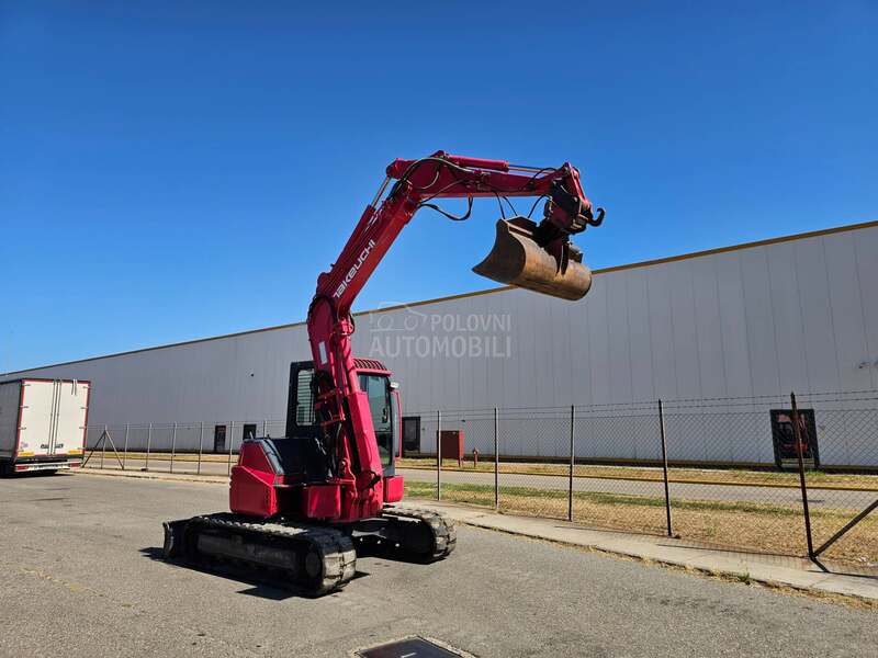 Takeuchi TB80FR