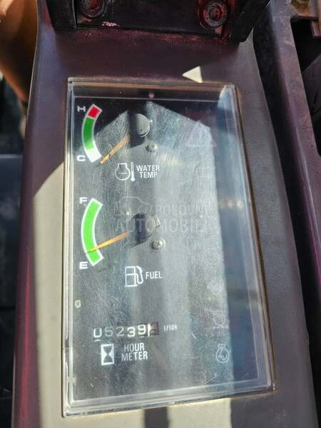 Takeuchi TB80FR