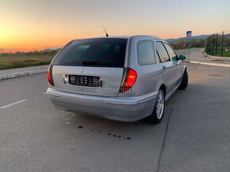 Lancia Lybra SW