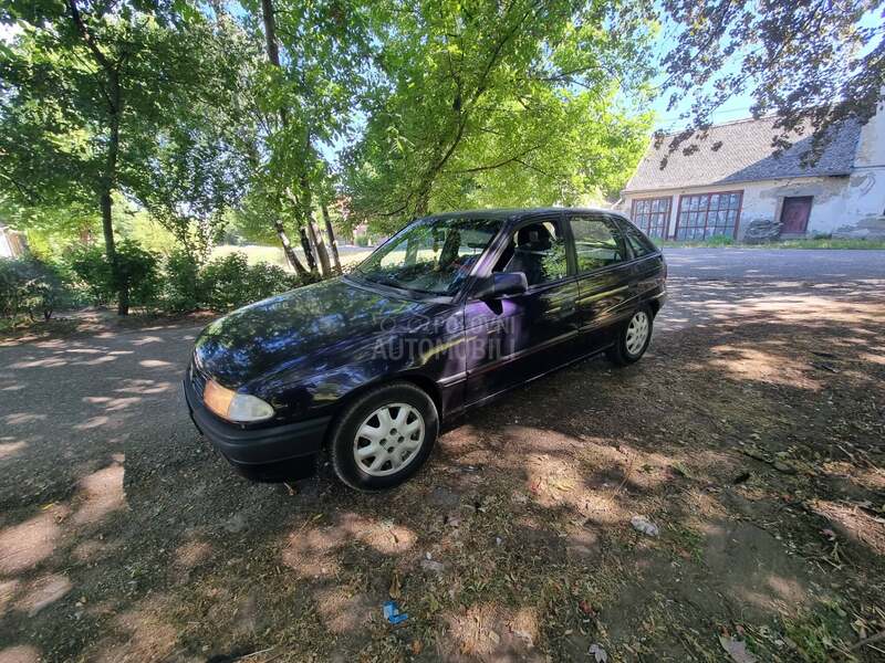 Opel Astra F 