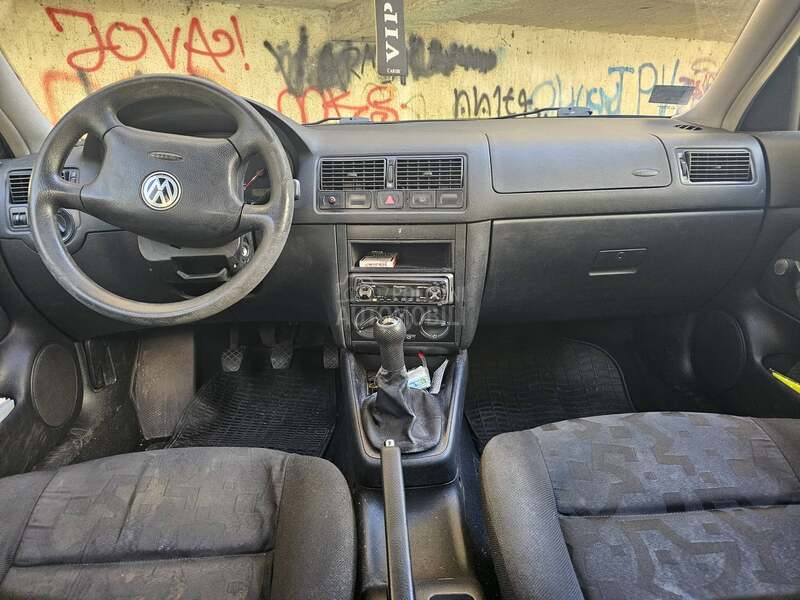 Volkswagen Golf 4 
