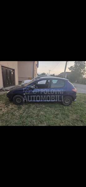 Peugeot 206 -  kompletan auto u delovima