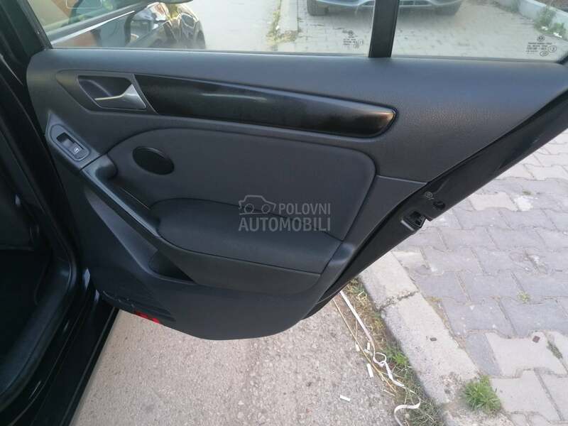 Volkswagen Golf 6 1.2i TREND LINE CH