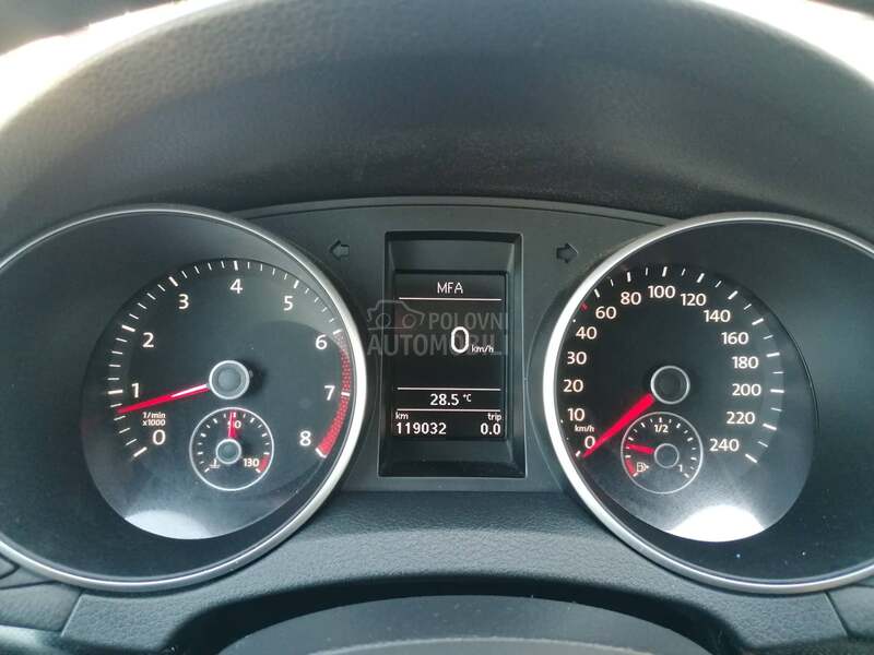 Volkswagen Golf 6 1.2i TREND LINE CH