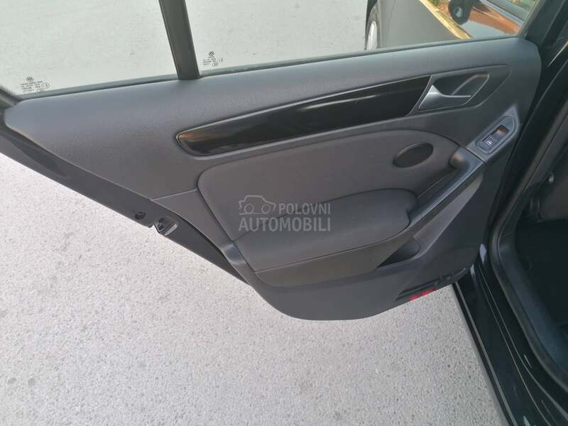 Volkswagen Golf 6 1.2i TREND LINE CH