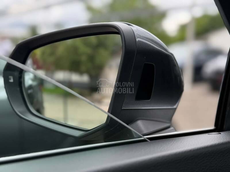 Audi Q3 S-Line/Kamera/Matrix