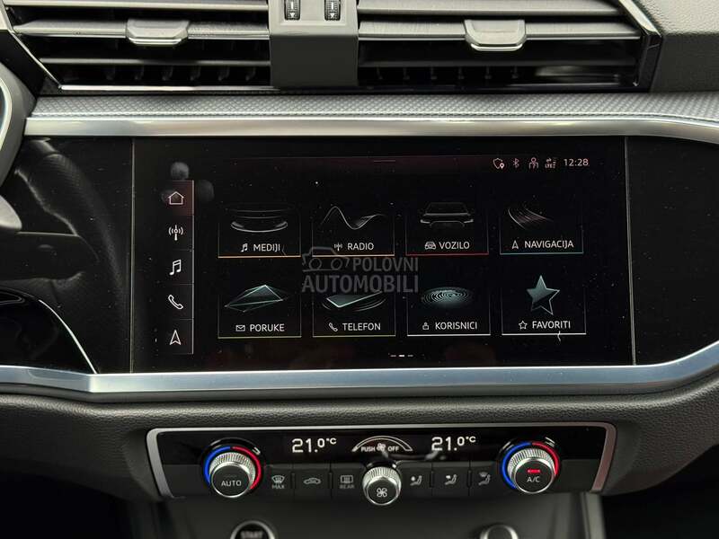 Audi Q3 S-Line/Kamera/Matrix