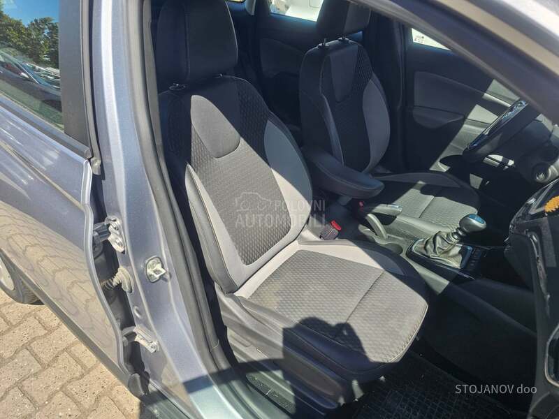 Opel Crossland X  1.2