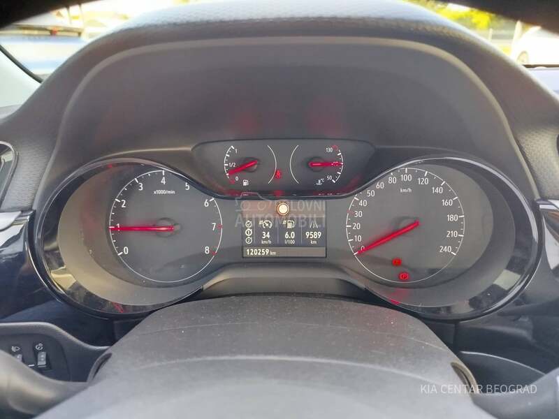 Opel Corsa F 1.2 EDITION M/T