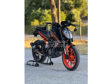 KTM Duke 125