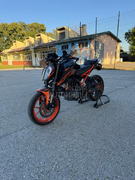 KTM Duke 125