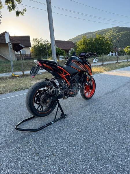 KTM Duke 125
