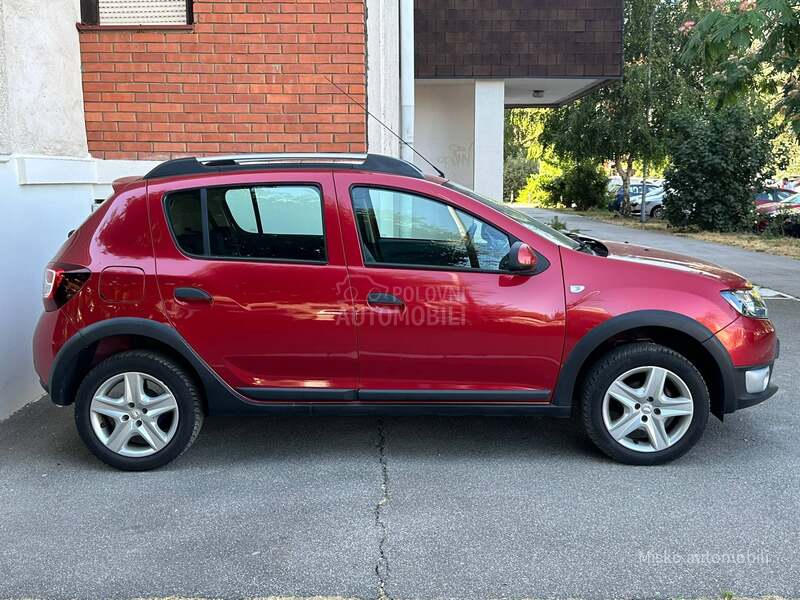Dacia Stepway 0.9 TCE Nav