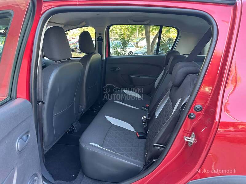 Dacia Stepway 0.9 TCE Nav