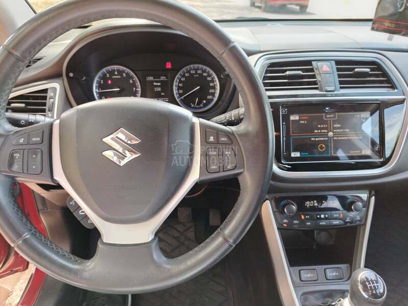 Suzuki SX4 S-Cross ELEGANCE 2WD 6MT