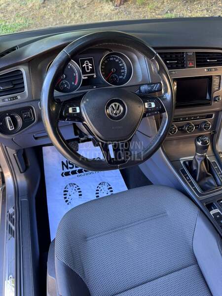 Volkswagen Golf 7 1.6TDI/0DLIČAN/