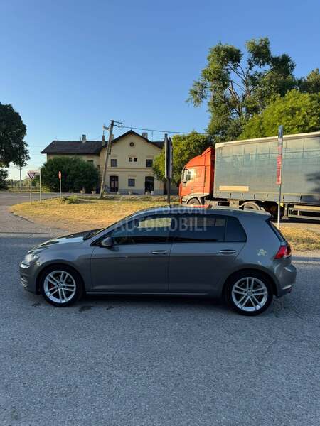 Volkswagen Golf 7 1.6TDI/0DLIČAN/