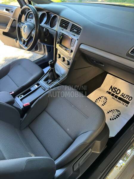 Volkswagen Golf 7 1.6TDI/0DLIČAN/