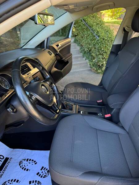Volkswagen Golf 7 1.6TDI/0DLIČAN/