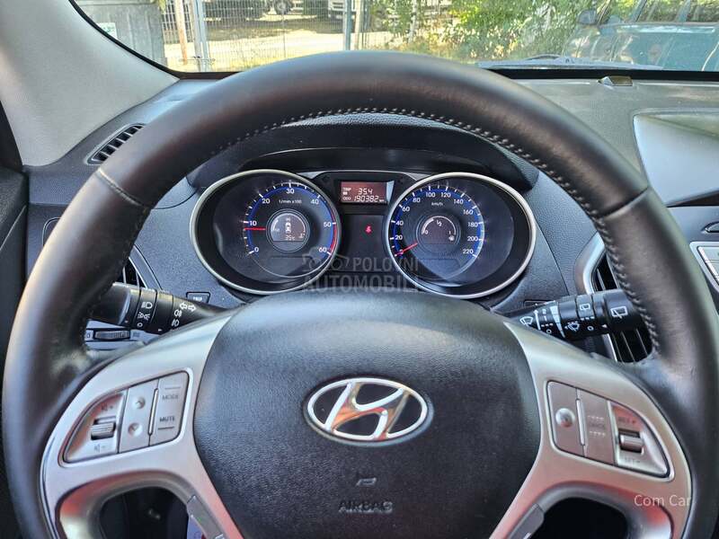 Hyundai ix35 2.0  4WD