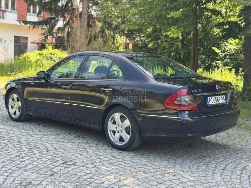Mercedes Benz E 200 Mercedes 2008god