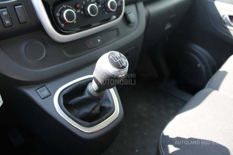 Renault Trafic 2.0 dCi