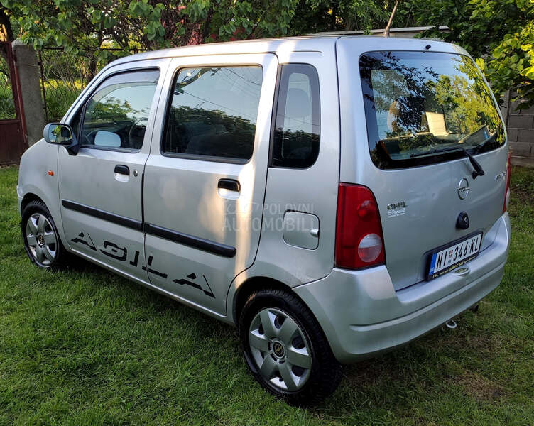 Opel Agila 1.2