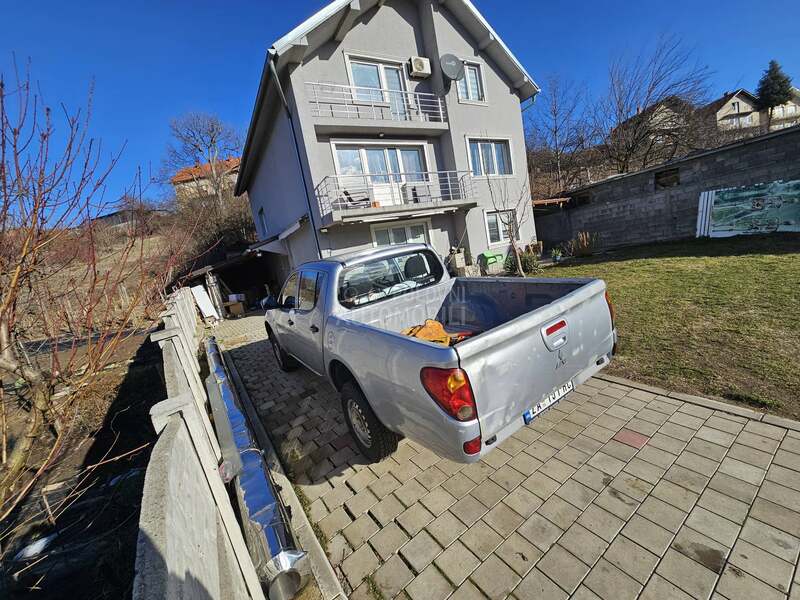 Mitsubishi L200 