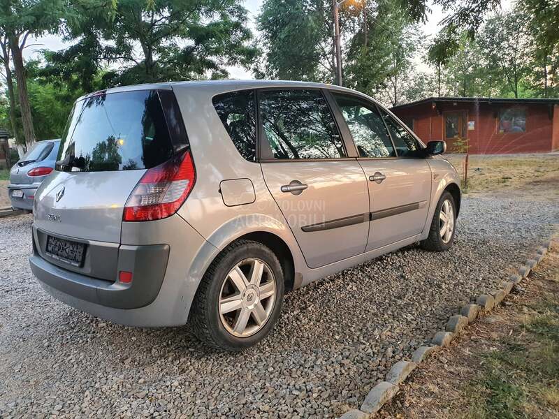 Renault Scenic 1.9DCI