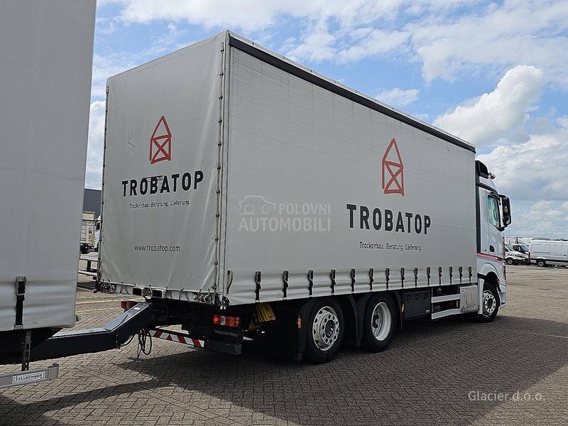 Mercedes Benz 2542 7.3m/ 63O.OOOkm