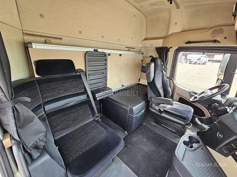 Mercedes Benz 2542 7.3m/ 63O.OOOkm