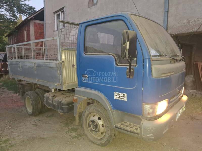 Nissan Cabstar