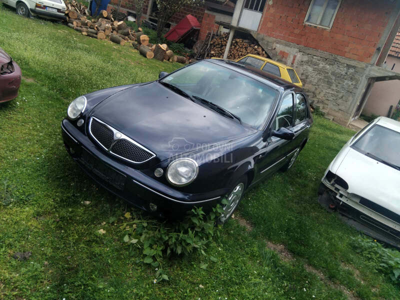 Lancia Lybra 