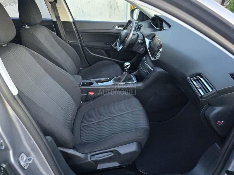 Peugeot 308 P.A.N.O.R.A.M.A