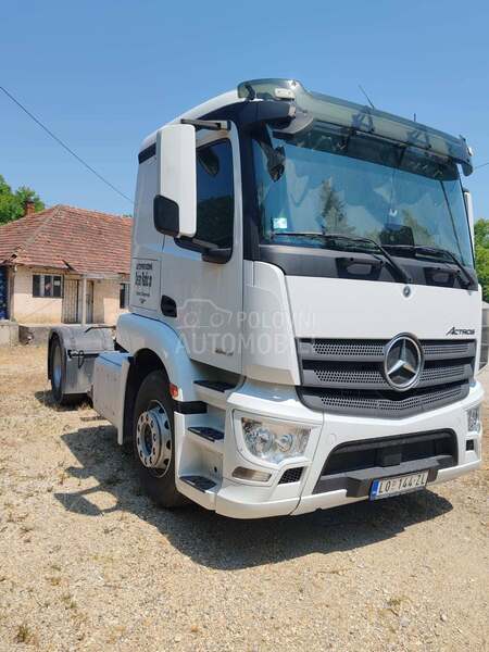 Mercedes Benz actros 1843