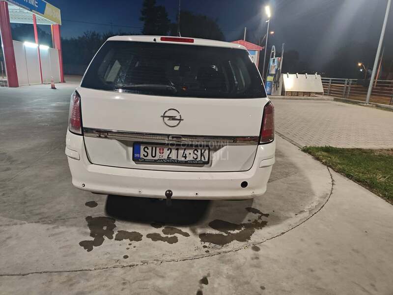 Opel Astra H 