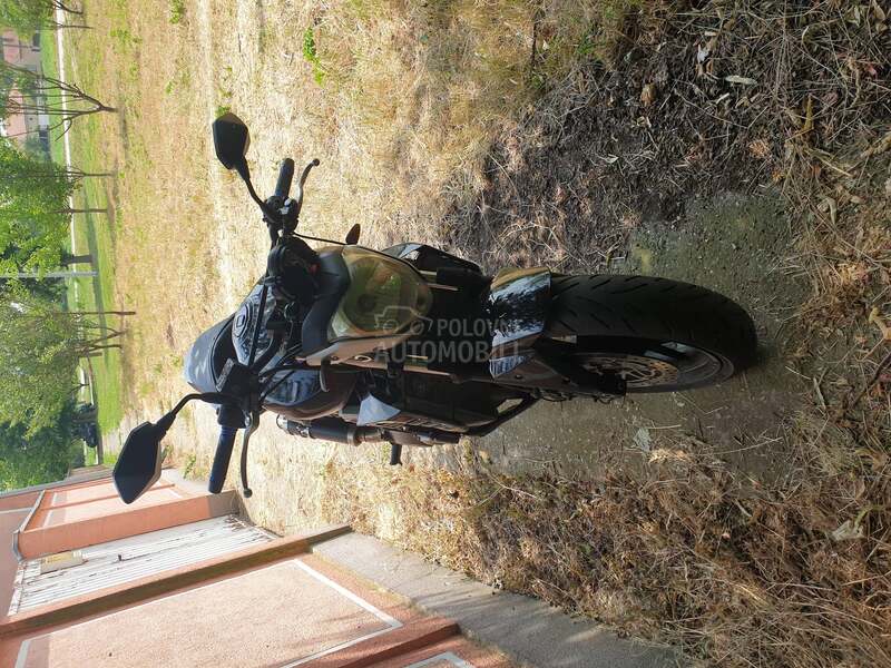 Kawasaki Z750