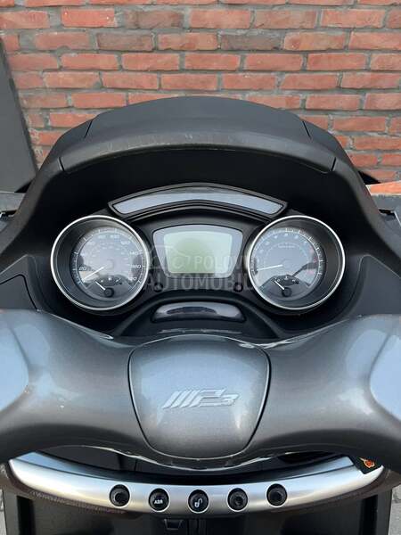 Piaggio Mp3 7.2026. reg. B kat.
