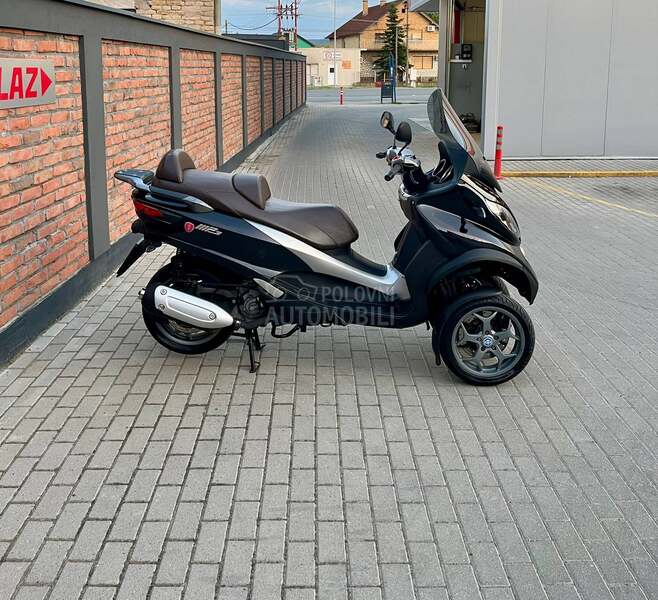 Piaggio Mp3 7.2026. reg. B kat.