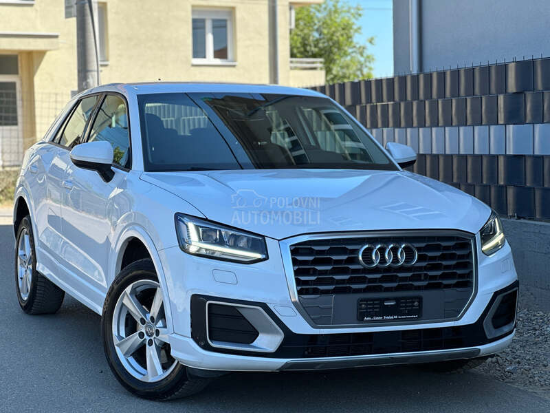 Audi Q2 S tronic/Led/CH
