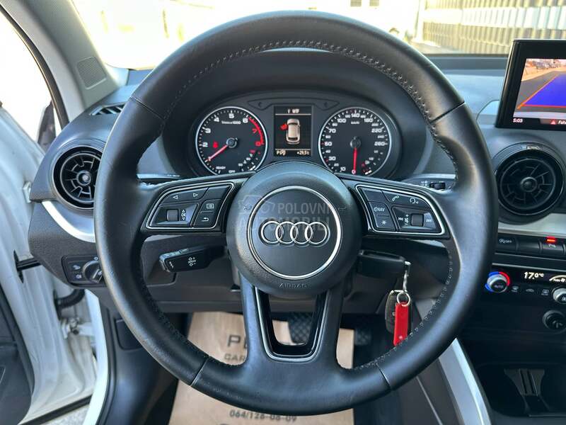 Audi Q2 S tronic/Led/CH