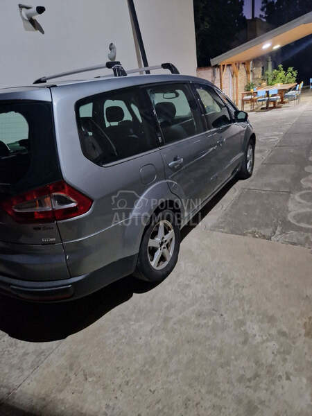 Ford Galaxy 2.0 TDCI