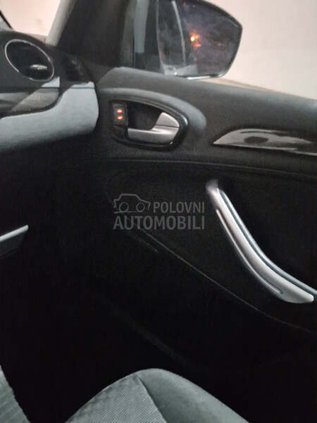 Ford Galaxy 2.0 TDCI