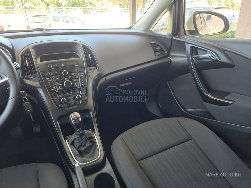 Opel Astra J 1.6B/CH/KAO N0VA